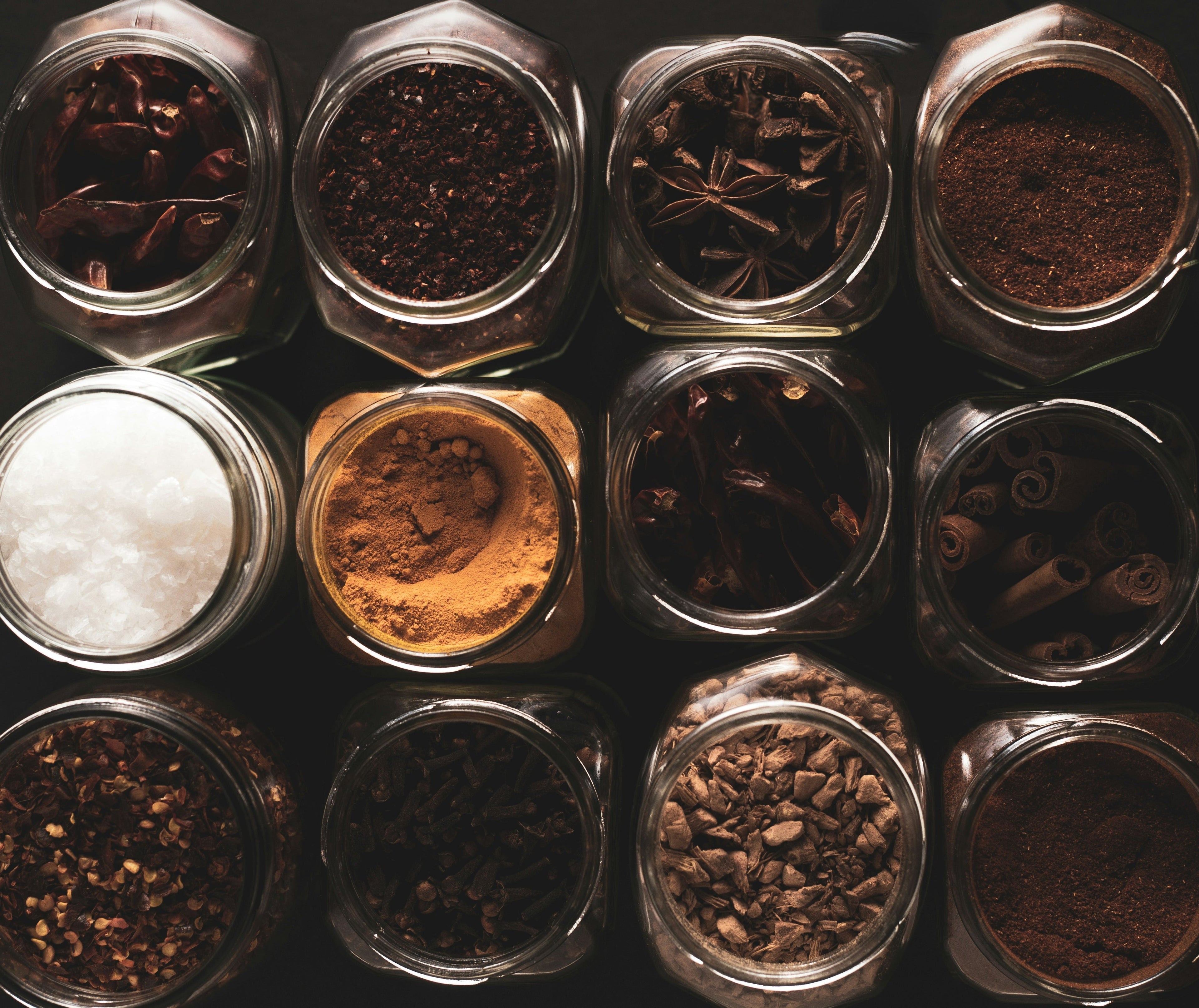 Richtig lagern: So bleiben deine Gewürze lange aromatisch
