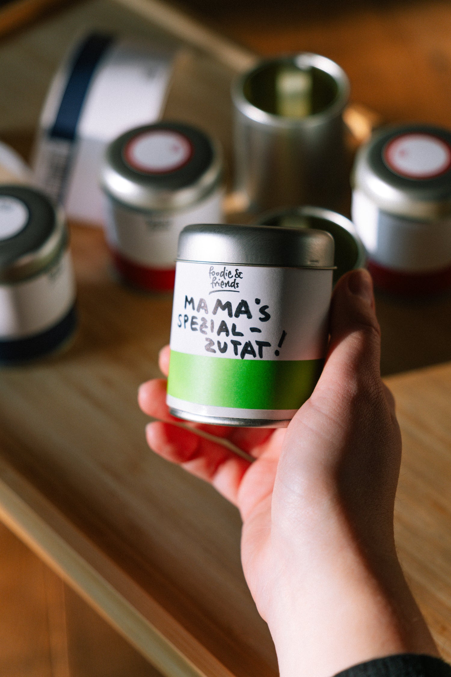 Gewürzdose leer GRÜN mit Streueinsatz