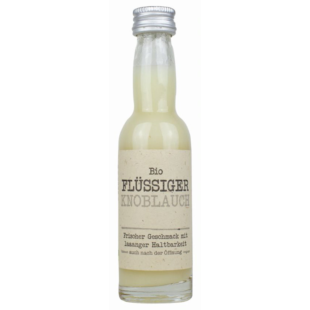Bio flüssiger Knoblauch in einer kleinen Glasflasche mit Metalldeckel – intensives Aroma, lange haltbar, ideal zum Kochen